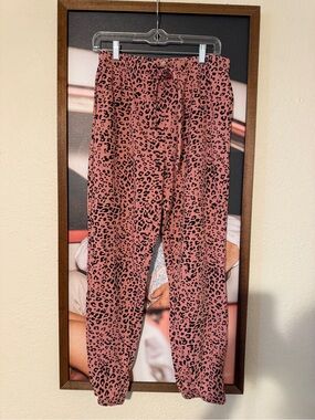 Women’s Mainstrip Pink Leopard Print Jogger Pants